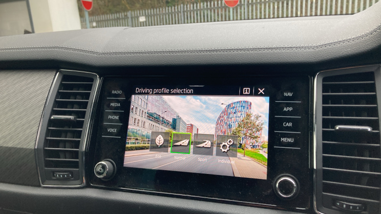 Skoda Kodiaq 1.5 TSI SE L 5dr DSG [7 Seat] Petrol Estate